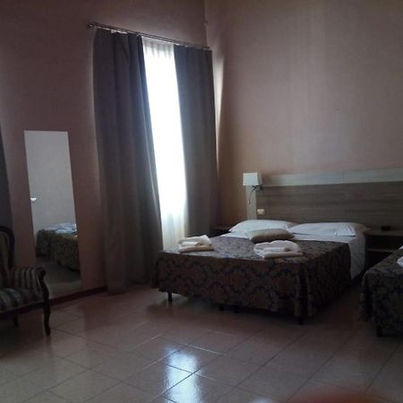 Hhb Hotel Firenze Eksteriør bilde