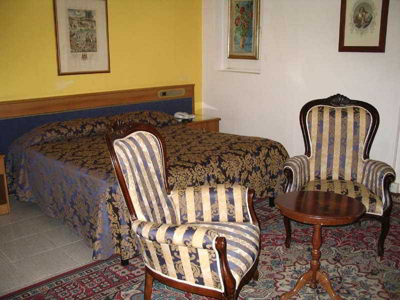 Hhb Hotel Firenze Rom bilde