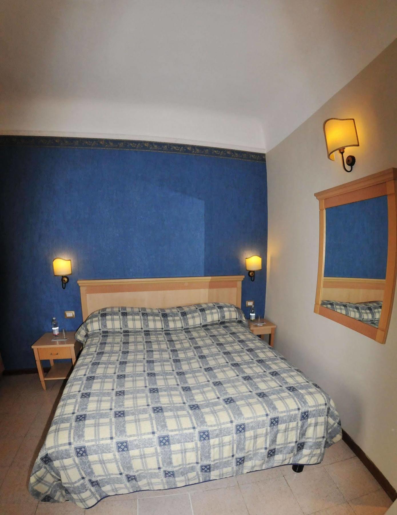 Hhb Hotel Firenze Eksteriør bilde