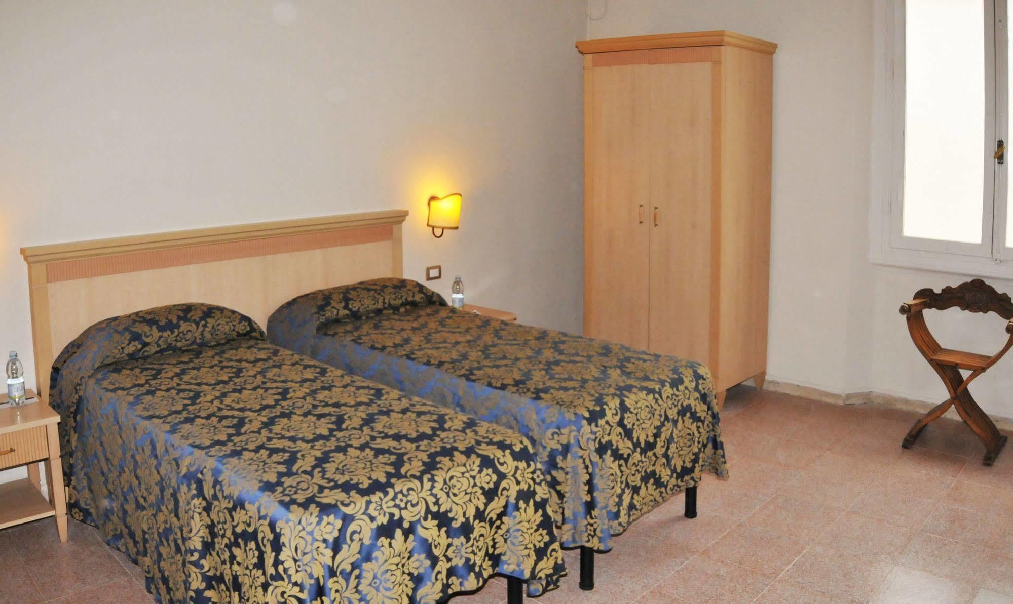 Hhb Hotel Firenze Eksteriør bilde