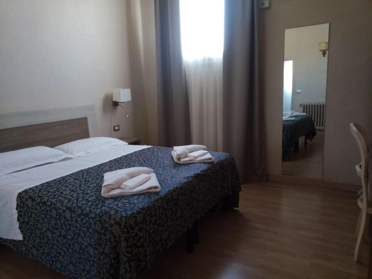Hhb Hotel Firenze Eksteriør bilde